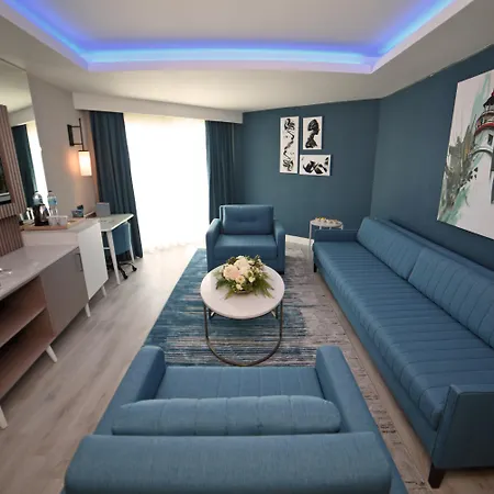 Курортный комплекс Royal Wings 5*