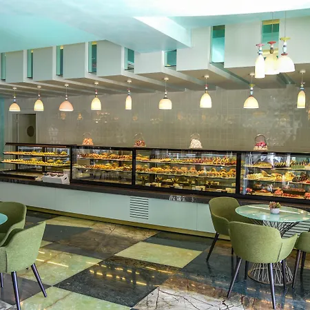 Royal Wings Курортный комплекс 5*